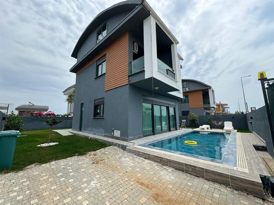 Villa Hira