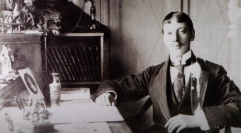 Поэт Николай Степанович Гумилев был полнейшим профаном в музыке