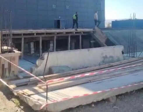 Abşeron Gənclər şəhərciyində qanunsuz tikinti-Videofakt