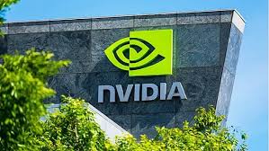 “Nvidia” 5 trilyon dollarlıq bazar dəyərini keçən ilk açıq səhmdar şirkət oldu
