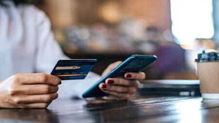 Sahibkarların "kartdan-karta" istəyi, çeksiz alış-veriş... - Azad sahibkarlıq necə kölgələnir?