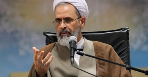 Xameneini müvəqqəti əvəzləməyə niyə o seçildi?