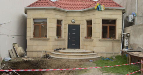 Bakıda kollektorun üzərində tikilən evin həyəti çöküb – VİDEO