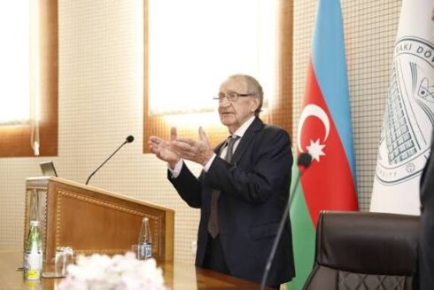 Bakıda toyu olan 93 yaşlı alim kimdir? –