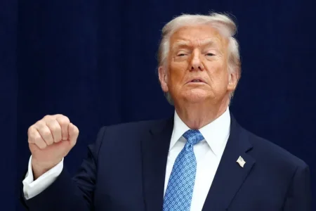 Tramp: Bir sıra ölkələr Hörmüz boğazına hərbi gəmilər göndərəcək