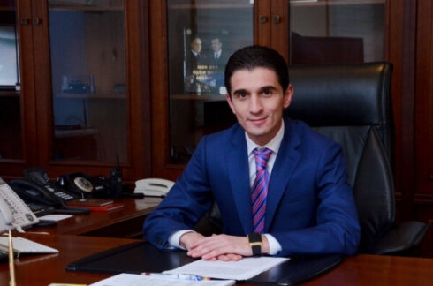 Elnur Abdullayevin "Global Media Group"-unda nə baş verir? -