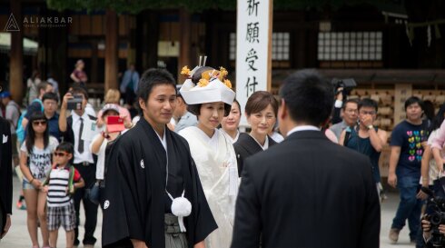 Yaponiyada toya çağırsalar bilin ki, bəy-gəlinə hədiyyə olaraq bizdəki kimi nağd pul (“qoşuqi”) verəsi olacaqsız.