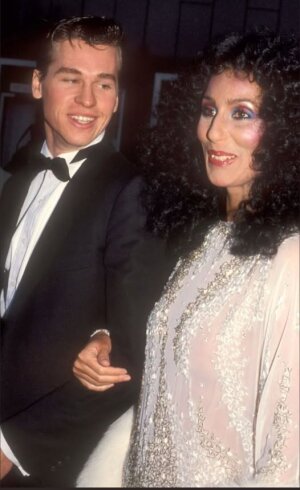 Некоторые виды любви просто меняют форму — и остаются.