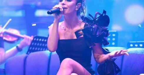 Daha bir məşhur müğənninin test cavabları elan edildi