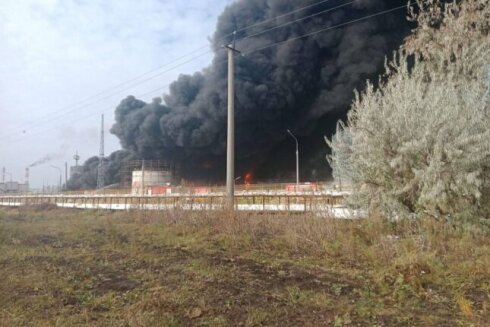 Rusiyanın bir sıra neft zavodları vurulub
