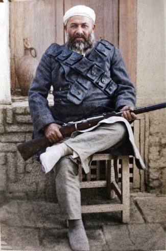 Azərbaycan Xalq Cümhuriyyəti Parlamentinin Lənkəran qəzasından seçilmiş deputatı Hacı Mirzə Səlim Axundzadə.