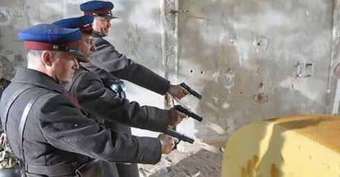 16 ay ərzində Minsk NKVD daxili həbsxanasında təxminən 6000 nəfər edam edilib.