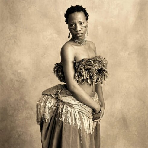 Onu sağ ikən "eksponat"a çevrirmişdilər - Və onlar ölümündən sonra da dayanmadılar.