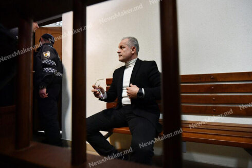 Məşhur milyarder 19 il müddətinə azadlıqdan məhrum edilib