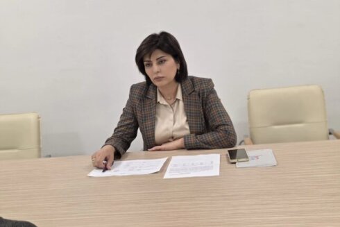 Səkinə Sadıxova geri qayıtmaq istəyir: Kimlərə minnətçi düşüb?