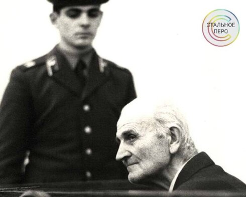 Səriştəsizlər və tamahkarlıq haqqında