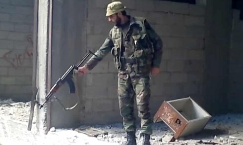 2013-cü ildə baş vermiş dəhşətli Tadamun qətliamının əsas icraçısı Emced Yusuf.  VİDEO