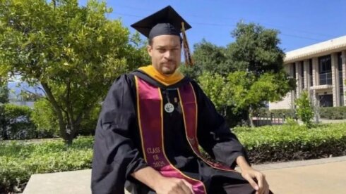 Trampın qəbulunda atəş açan şəxs haqqında nə məlumdur