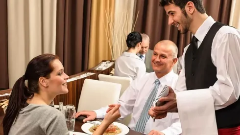 Restoranların "vaxt limiti" oyunu: