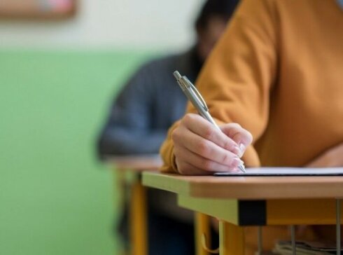 Həftəsonu 2390 nəfər imtahan verəcək