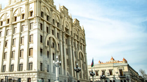 Sosial şəbəkədəki cəlbedici reklamlarla bağlı vətəndaşlara xəbərdarlıq (VİDEO)