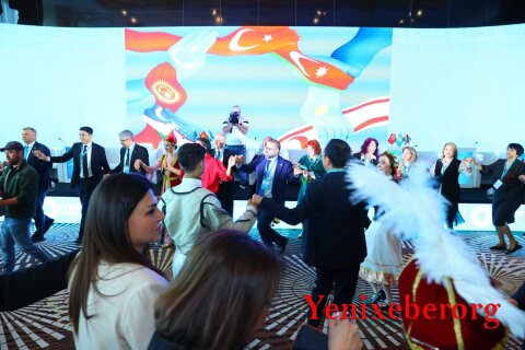 Forum içində forum: QHT Agentliyinin “tədbir iqtisadiyyatı” -RÜSVAYÇILIQ