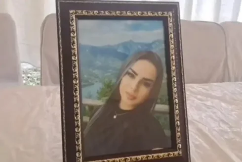 "Doğru yolda deyildi..." -