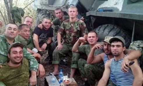"От Двуглавого Орла к красному знамени"