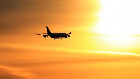 Yaxın Şərqdəki müharibə aviasiya sənayesinə 100 milyard dollar zərər vuracaq