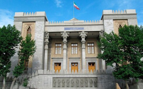 İran XİN-dən ABŞ-ın hava zərbələrinə reaksiya