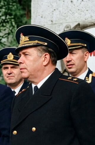 Rusiyanın Baltiysk şəhərində büstü qoyulmuş azərbaycanlı vitse-admiral