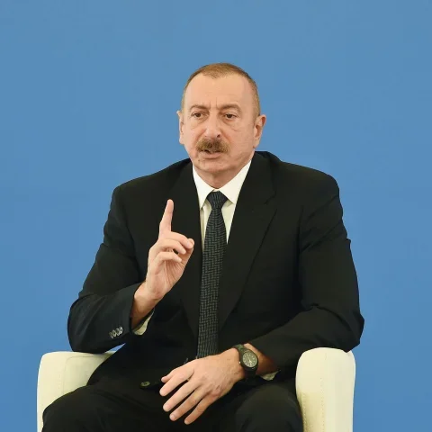 "Evimi saxta məhkəmə qərarı ilə əlimdən alıblar" –