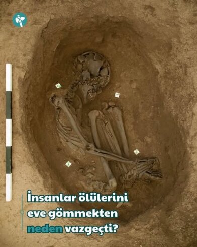 İnsanlar Ölülerini Neden Artık Evlerinin Altına Gömmüyor?